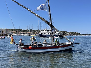 Journées européennes du patrimoine avec les pointus du Brusc. 