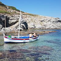 Chicoulon, barquette marseillaise au mouillage